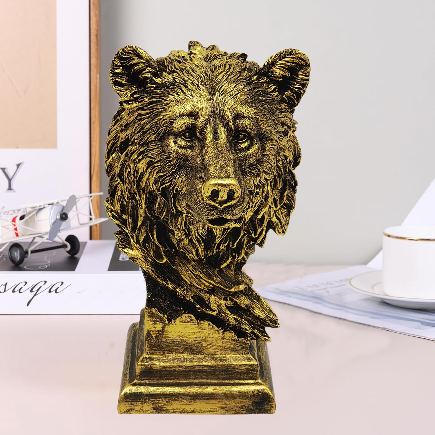 Resin Abstract Art Sculpture Bronze wolf head statue — factory-direct Resin Crafts