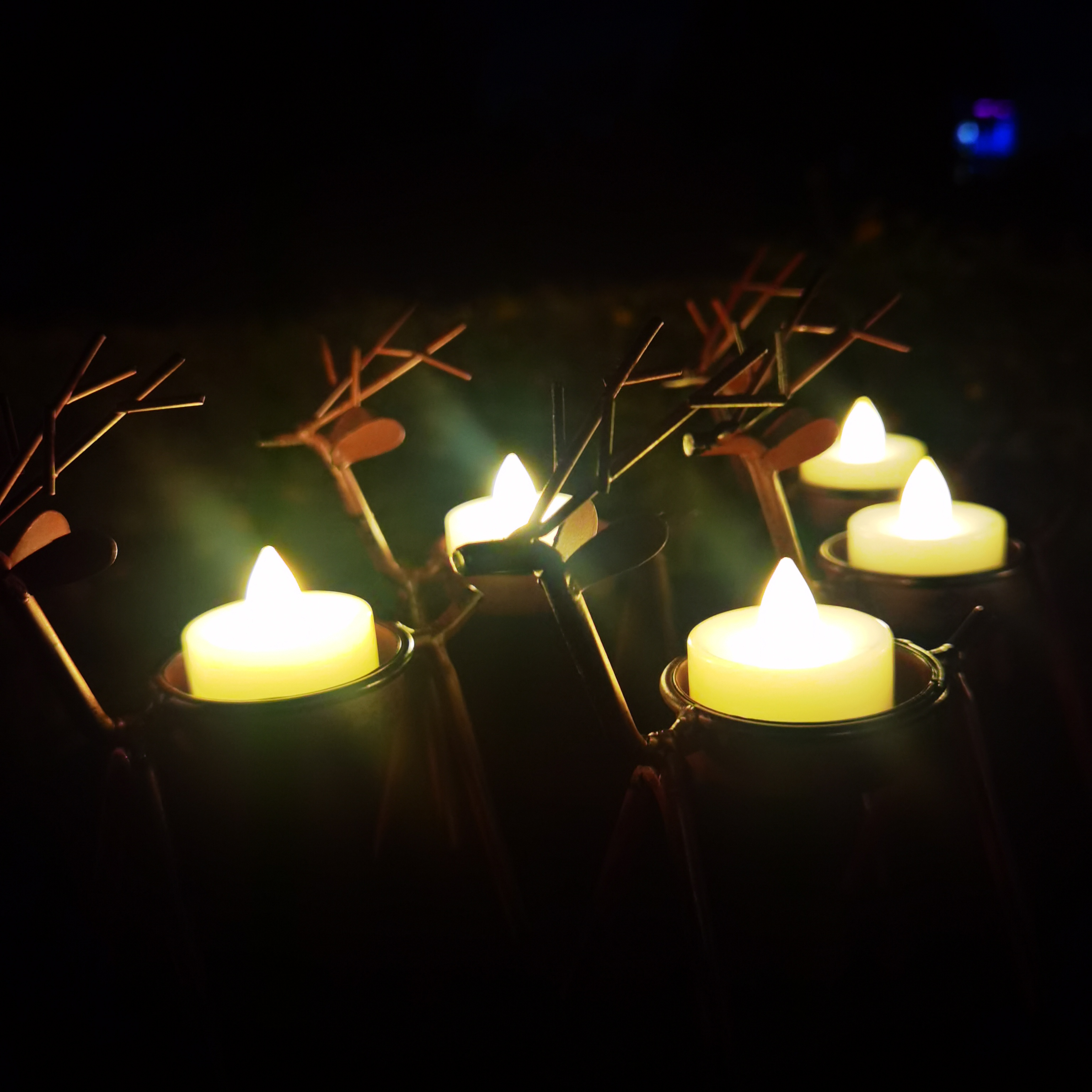 6-piece Christmas Reindeer Candle Holder Statue — view 5