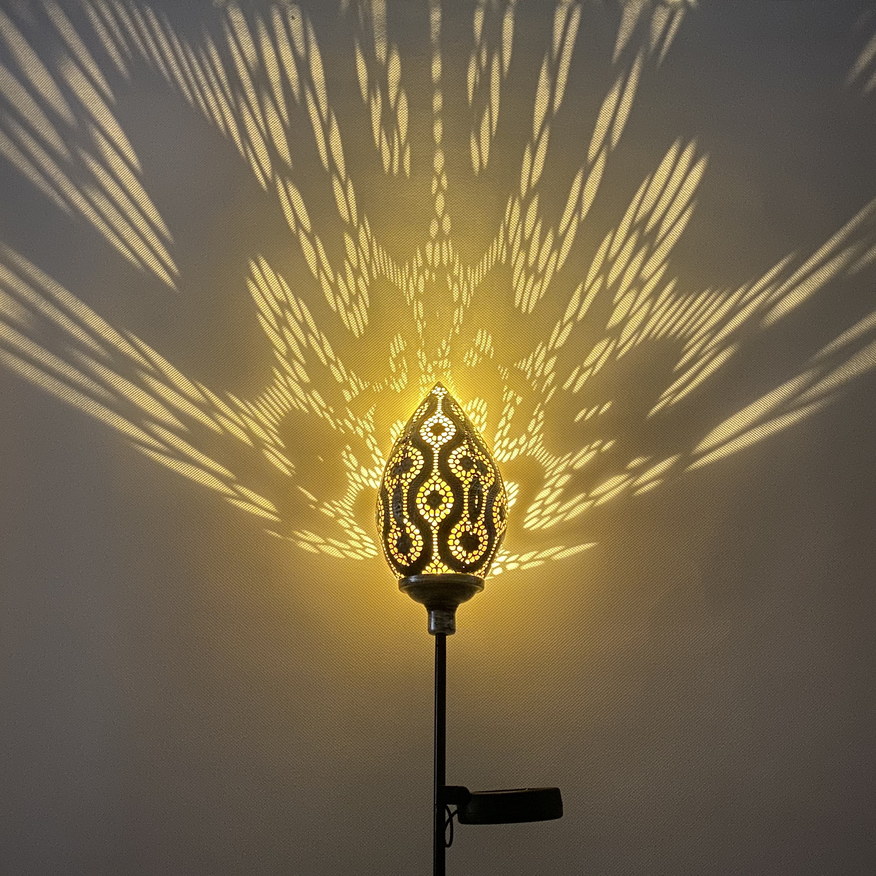 Waterdrop Dipping Branch Solar Lamp Garden Decorative Lamp Luhuan Light (Peacock Tail Pattern) — view 2